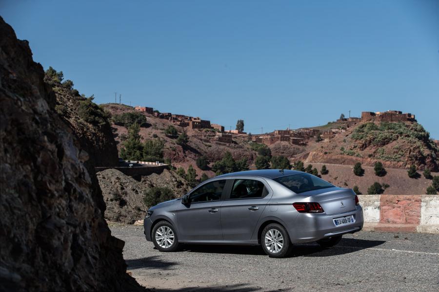  Peugeot 301 2016 года  (фото 9 из 40)